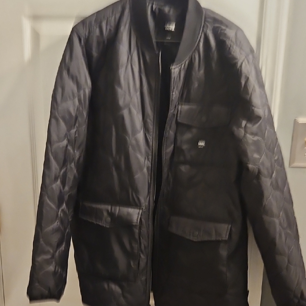 Vans Large Men's Black Quilted Jacket. Like New.